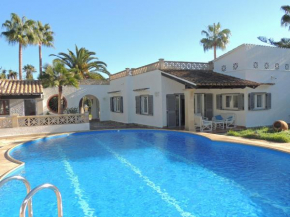 villa con piscina privada en Cala Murada